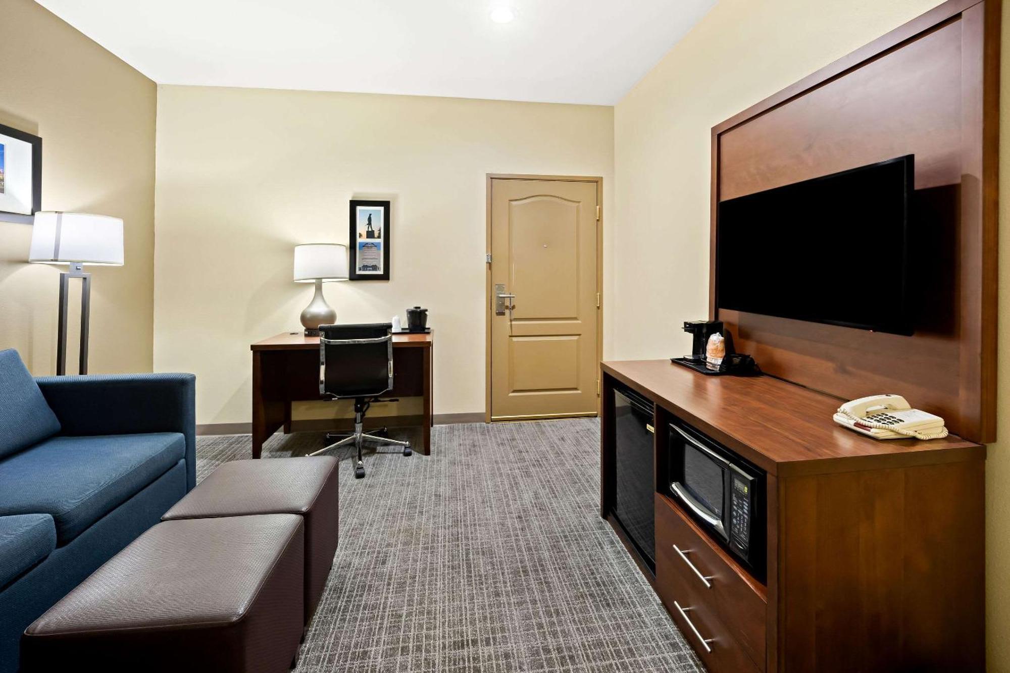 Comfort Inn & Suites High Point - Archdale Exteriör bild